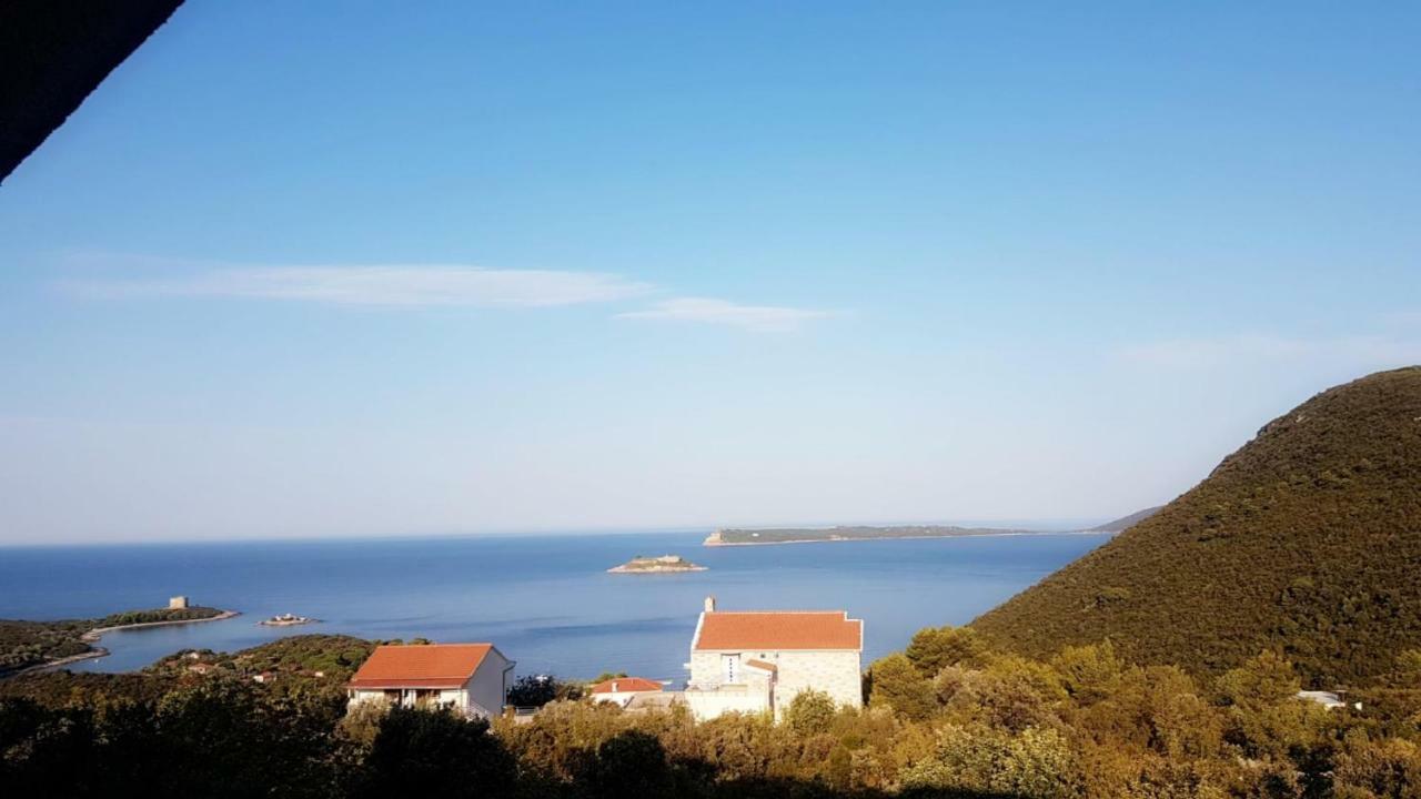 Apartmani Lazarevic Lustica Exterior foto
